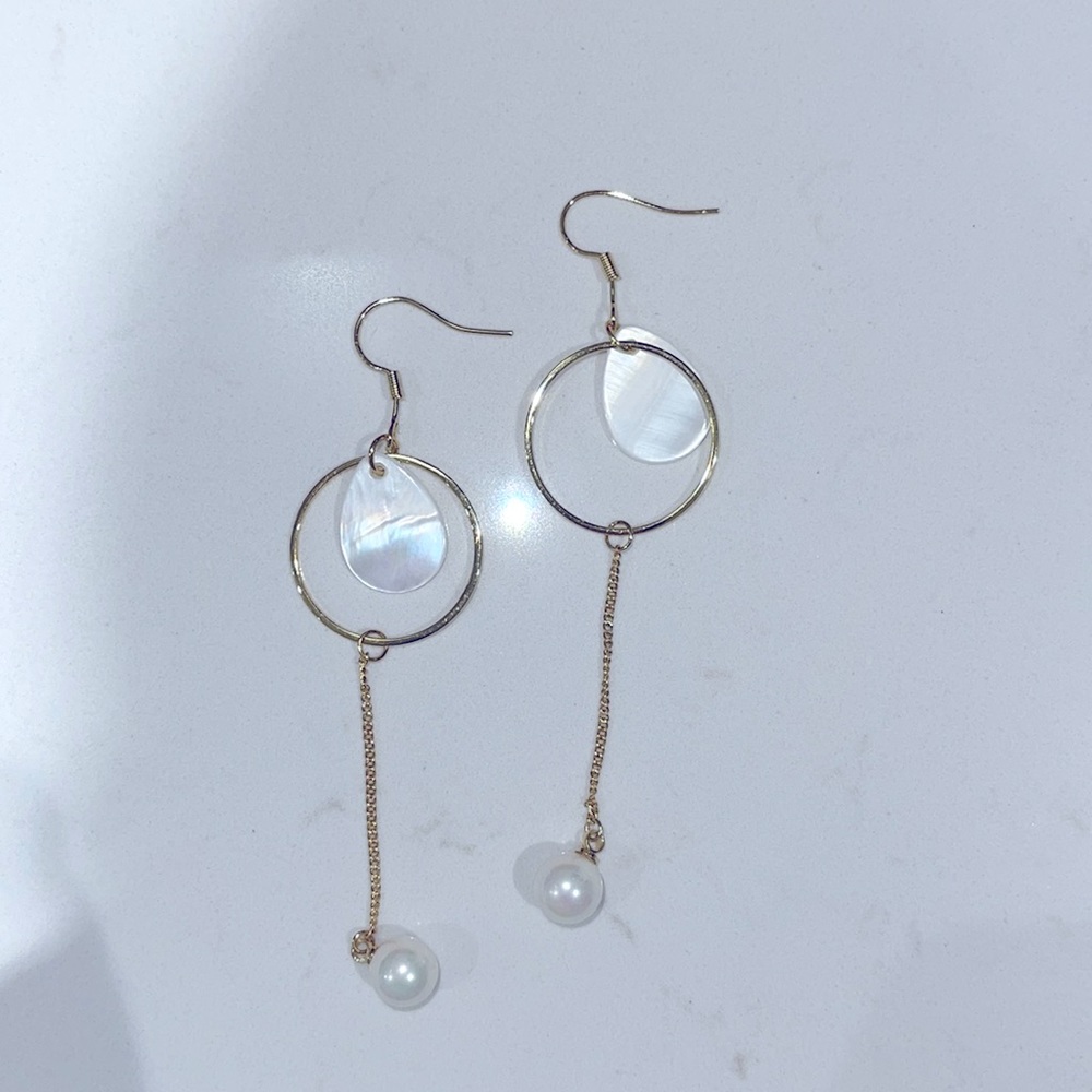 Dangling earrings